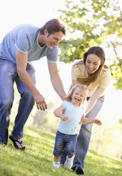 happy family running